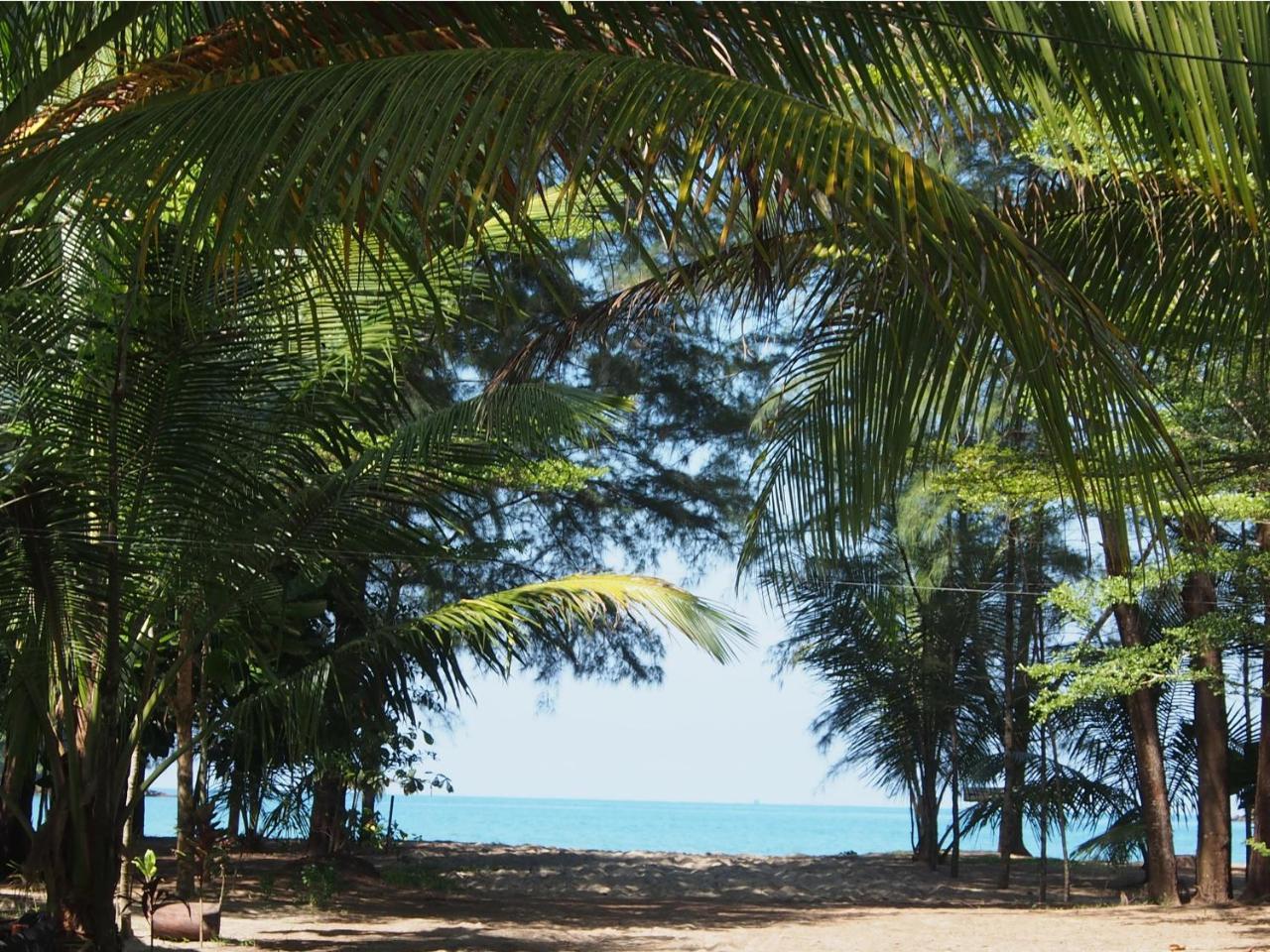 Отель Sea Rounding Ko Phra Thong Экстерьер фото